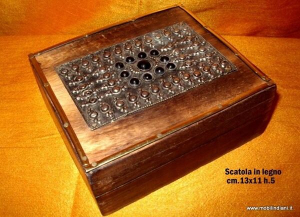 scatola-etnica-in-legno-con-inserti scatola-etnica-in-legno-con-inserti