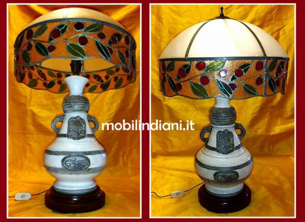 lampada-antica-dettaglio lampada-antica-dettaglio
