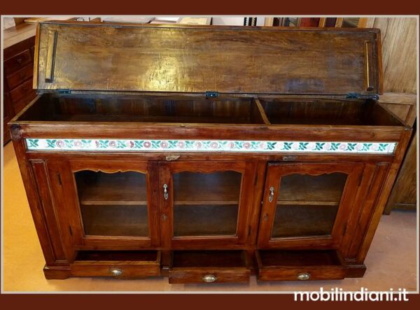 credenza-con-ribalta-dettaglio