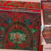 cb-013-credenzino-tibetano-dipinto-dettaglio Credenzino tibetano dipinto (CB-013)